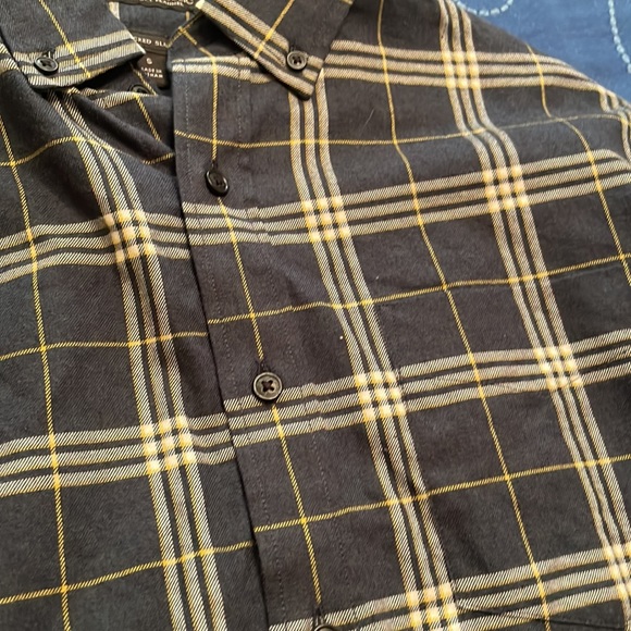 Banana Republic Button-Down Shirt - Untucked Slim Fit - Picture 3 of 4
